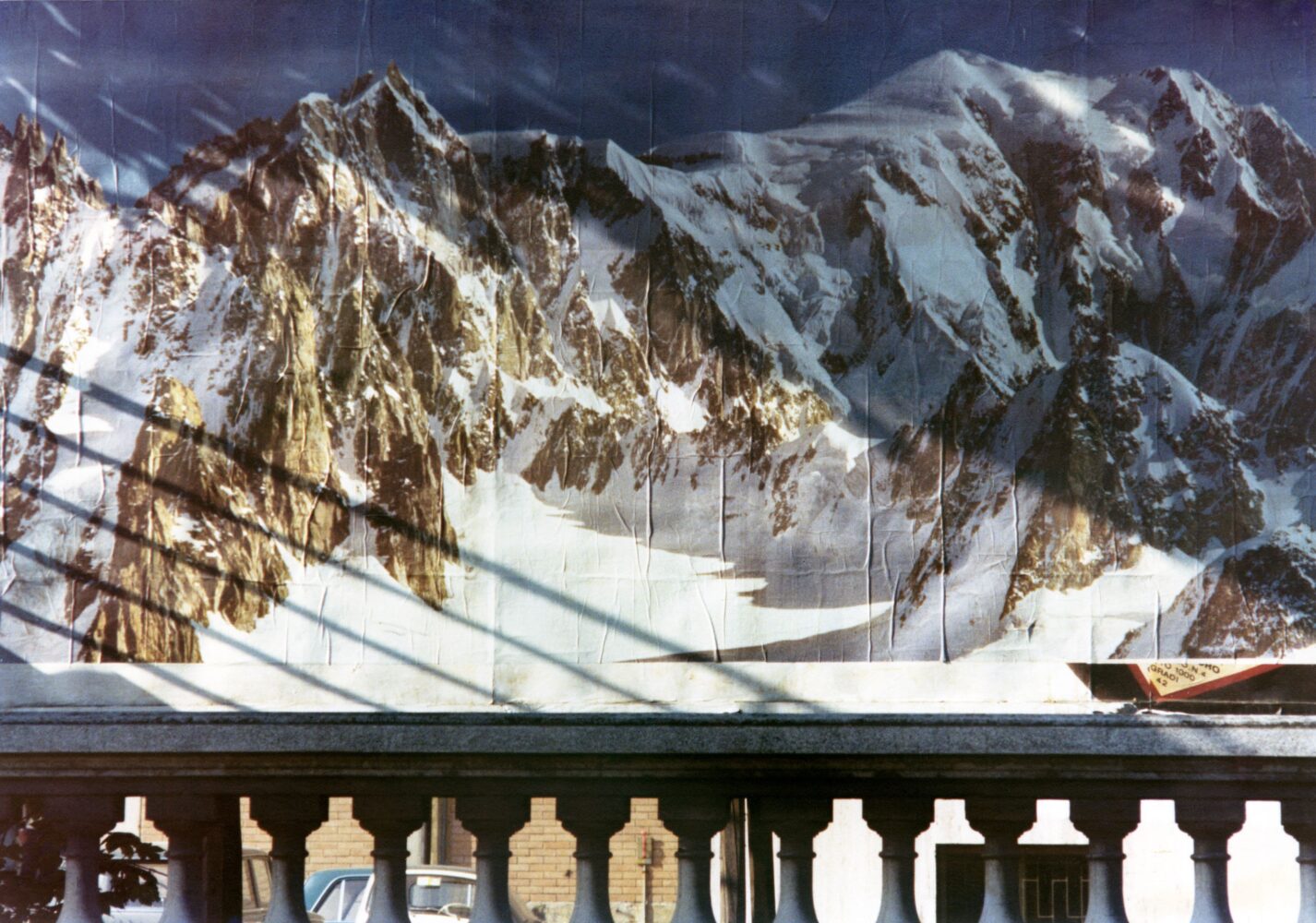 Luigi Ghirri Reggio Emilia 1974 © Eredi Luigi Ghirri 1 1426x1000 - Reggio Emilia la fotografia torna protagonista! - fotostreet.it